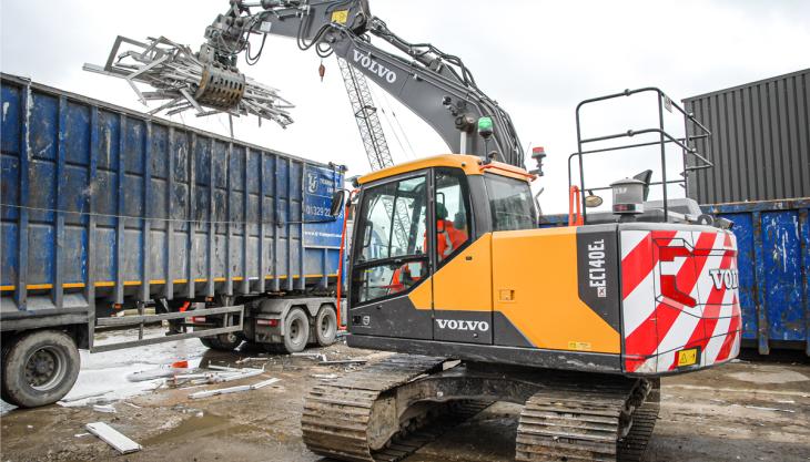 TJ Waste & Recycling's Volvo EC140E excavator Volvo EC140E excavator
