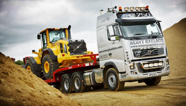 Witney Plant Hire take delivery of their first Volvo tractor unit Volvo FH16-750 for Witney Plant Hire