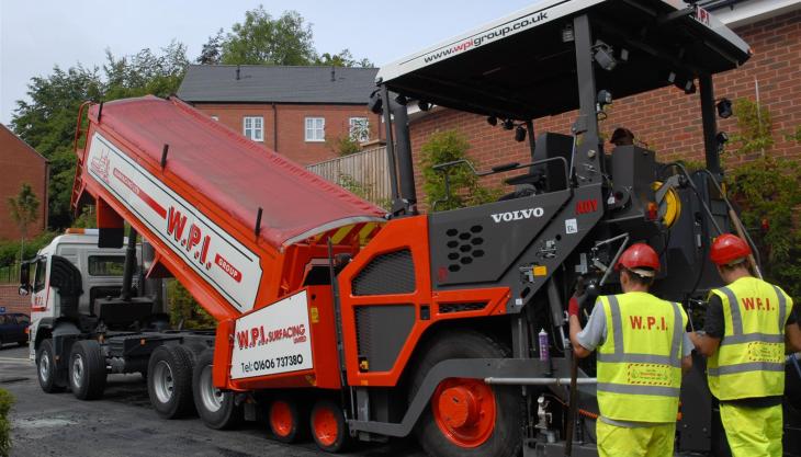 Volvo P6870C paver