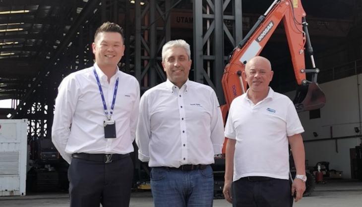 L-R: Danny Ang, managing director of WDG; Paulo Prazeres, APAC area sales manager with Sandvik Mobiles; and Jules Lee, sales manager for WDG L-R: Danny Ang, managing director of WDG; Paulo Prazeres, APAC area sales manager with Sandvik Mobiles; and Jules Lee, sales manager for WDG