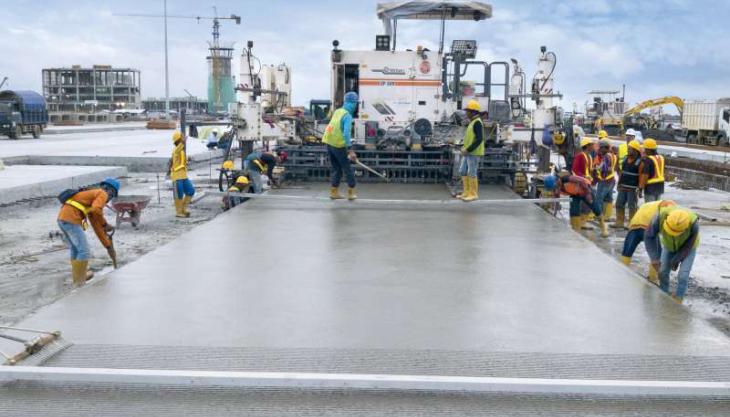 Wirtgen high-performance slipform paver Wirtgen high-performance slipform paver