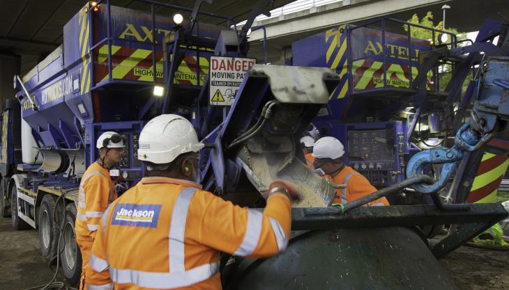 Cemfree concrete being mixed on site by a volumetric truck Cemfree