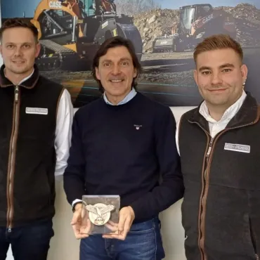 L-R: Tom Carr, director, EMH Plant; Ciro Casapulla, head of CNH Construction for the EMEA region; and Ian Phillips, director, EMH Plant