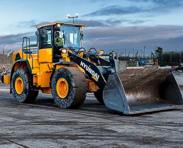 Hyundai HL960A wheel loader