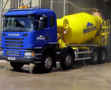 Breedon ready-mixed concrete truckmixer