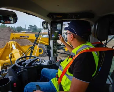 Komatsu SubMonitor for wheel loaders