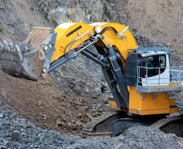 Liebherr R 980 SME excavator