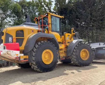 Volvo L110H wheel loader 