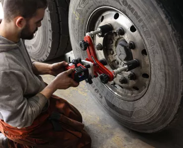 Technician using the new Josam Cam-aligner