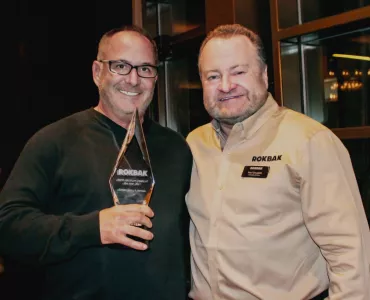 eff Udelson, managing principle of Easton Sales & Rentals, received Rokbak’s North American Dealer of the Year award from the company’s managing director, Paul Douglas