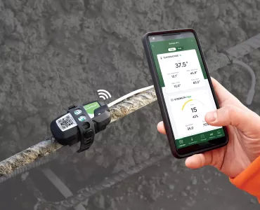 Hanson’s SmartRock smartphone app receives information from wireless sensors embedded within the concrete