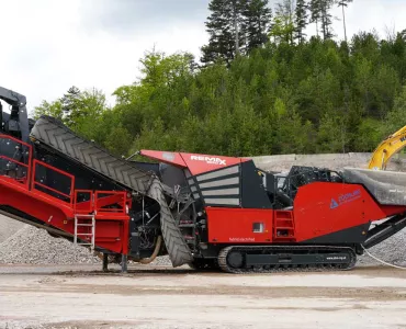 SBM REMAX 600 mobile impact crusher