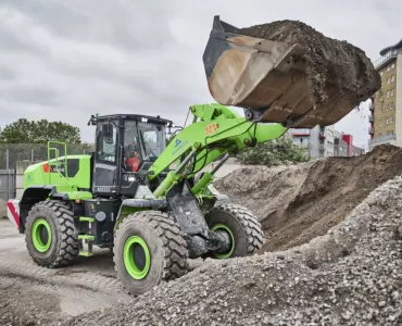 The 21-tonne, zero-emission 856HE has a 3.5 cubic metre bucket capacity