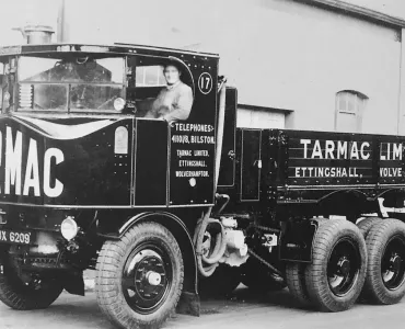 Tarmac Sentinel steam-powered truck, circa 1930s