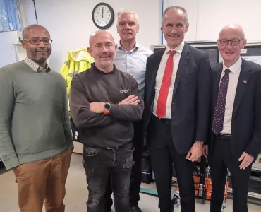 L–R: Mahmoud Elnasri, contract support manager; Chris Hall, technical supervisor; Brian Kent, national technical director; Bill Esterson MP (Shadow Roads Minister); and Pat McFadden MP (local MP and Shadow Chancellor of Duchy of Lancaster)