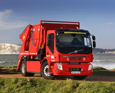 Biffa’s new Volvo FE Electric rigid skip loader is part of ongoing ambitions to improve their fleet sustainability