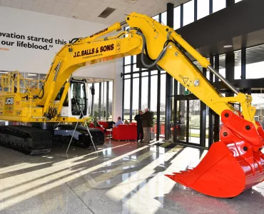 JC Balls & Sons unique JCB 220X tracked excavator looking resplendent in its bespoke livery