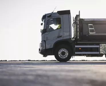 Volvo Trucks’ FM and FMX heavy-duty ranges are being upgraded with new technologies