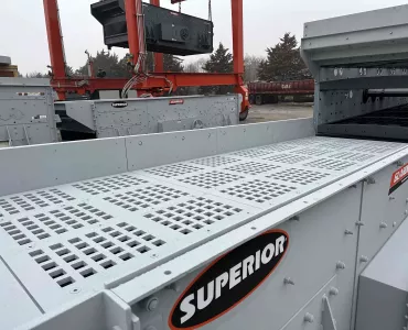 Superior’s heavy-duty Guardian scalping screen has been designed to accept large feed size 