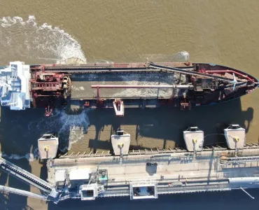 Cemex UK Marine used the charter vessel ‘MV Reimerswaal’ to carry out the dredging campaign