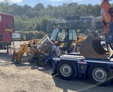 The incident took place at Erith Plant Services’ workshop at Eastern Quarry in Swanscombe, Kent