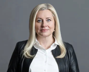 Dr Katharina Beumelburg