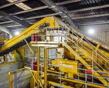 Britaniacrest’s new Kiverco C&D waste-recycling plant has a maximum rated capacity of 60 tonnes/h 