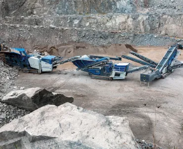 An interlinked Kleemann plant train with an external power supply option