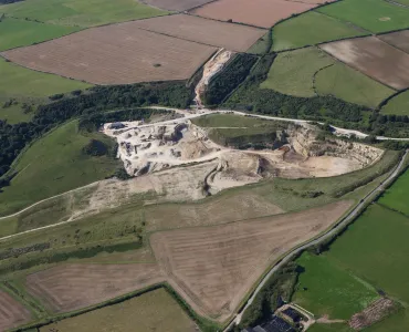 Existing Swansworth Quarry and quarry extension (at top)