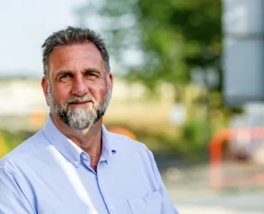 Cemex rail and sea manager Mark Grimshaw-Smith has been appointed as a non-executive director of Logistics UK