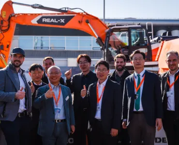 The new strategic partnership for the development and commercialization of autonomous technology aims to enhance productivity and improve safety in quarry operations and confined material-handling applications