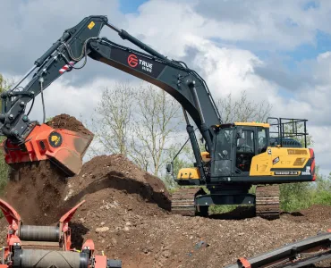 True Group’s new Hyundai HX300AL crawler excavator at work 