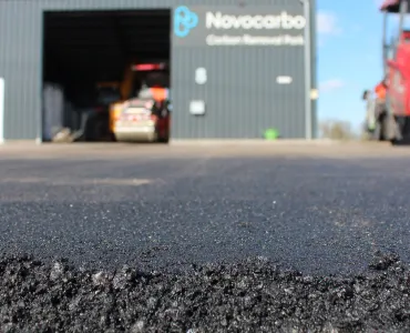 In an innovative pilot project, Novocarbo and Hansa Asphalt have developed an asphalt mix infused with biochar which may lay the groundwork for future standards in road construction