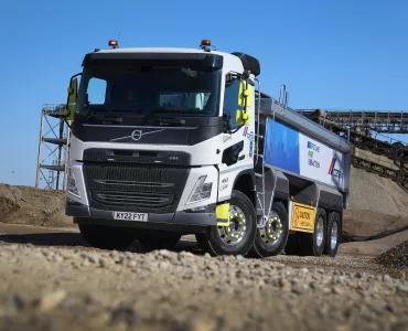 Volvo FM 8x4 tipper