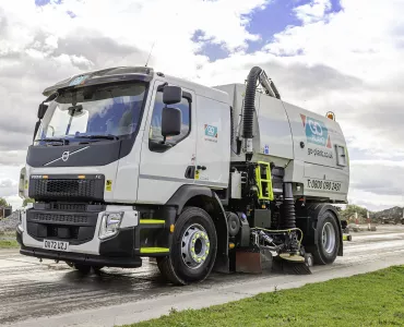 Volvo FE 250 4x2 road sweeper