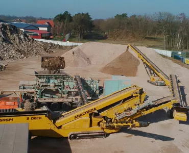 Anaconda SR514 two-deck aggregate screen