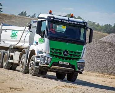 Mercedes-Benz Arcos tipper