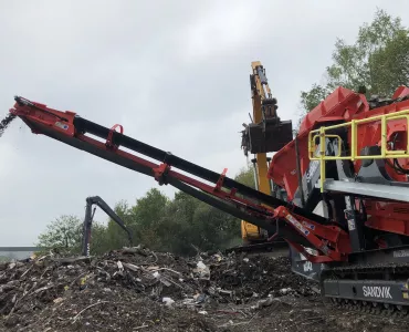 New Sandvik QE342 mobile scalper for Arthurs Skips