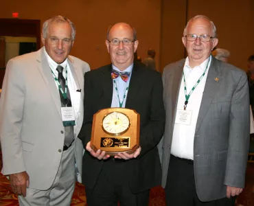 Prof Neil Humpries (centre)