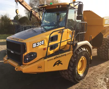 Bell B30E dumptruck