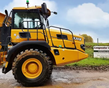 Bell B30E dumptruck