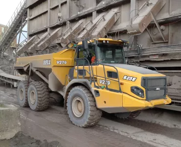 Bell B25E articulated dumptruck