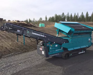 Powerscreen Powertrak 750 mobile screener