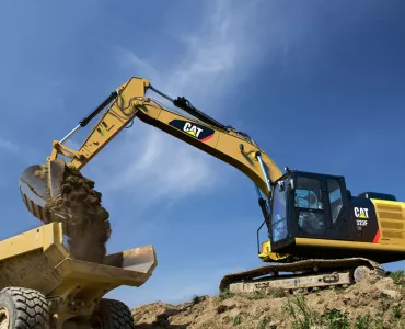 Cat 323F LN excavator