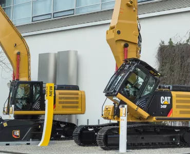 Cat 340F UHD excavator