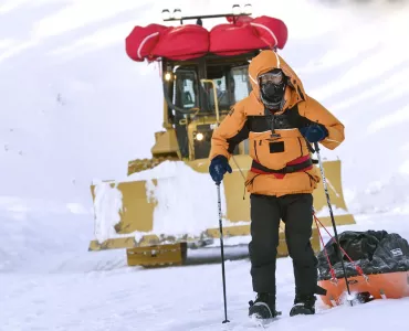 Sir Ranulph Fiennes selects Cat track-type tractors