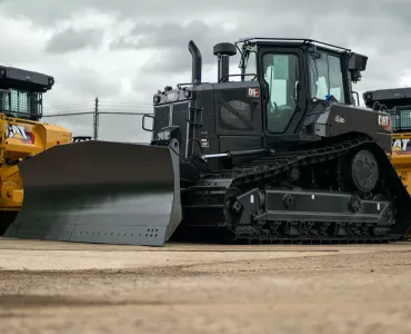 Cat D6 XE dozer