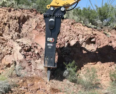 Cat H215 S hydraulic hammer