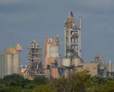 Balcones cement plant