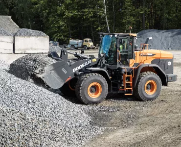 Doosan DL380-7 wheel loader